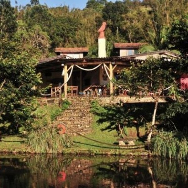 POUSADA  A VENDA PROXIMO DO MAR PORTO BELO