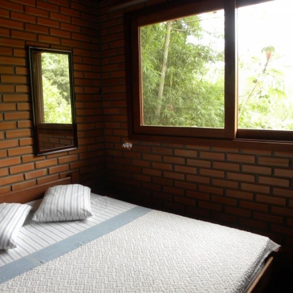 POUSADA  A VENDA PROXIMO DO MAR PORTO BELO