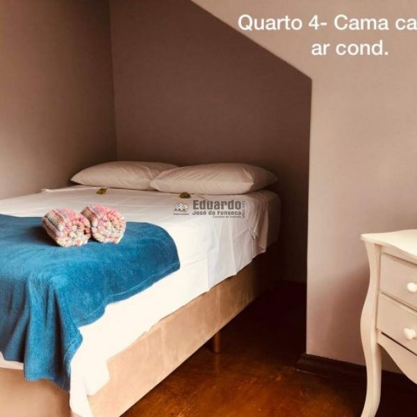 AMPLA CASA CENTRO DE PORTO BELO