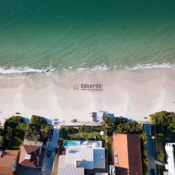 CASA FRENTA MAR, PRAIA DE BOMBINHAS