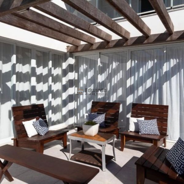 CASA FRENTA MAR, PRAIA DE BOMBINHAS