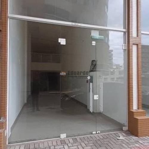 SALA COMERCIAL RUA 306