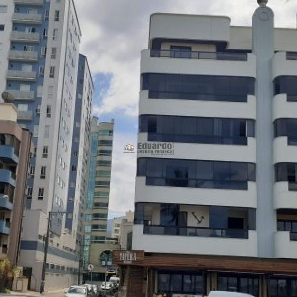 APTO QUADRA MAR CENTRO ITAPEMA