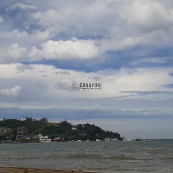 APTO QUADRA MAR CENTRO ITAPEMA