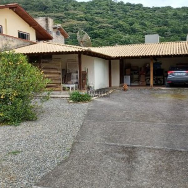 TERRENO CENTRO DE PORTO BELO