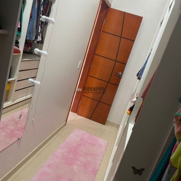 CASA COM 03 DORMITRIOS E 1.327,75M DE REA 