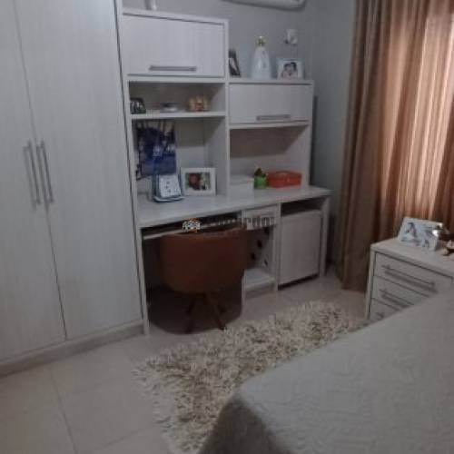 LINDA CASA EM REA NOBRE DE TIJUCAS
