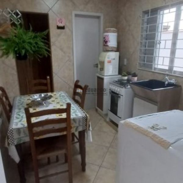 LINDA CASA EM REA NOBRE DE TIJUCAS