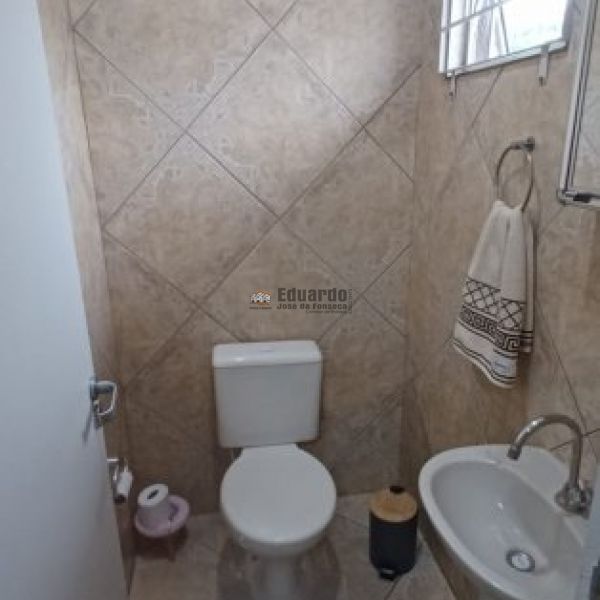 LINDA CASA EM REA NOBRE DE TIJUCAS