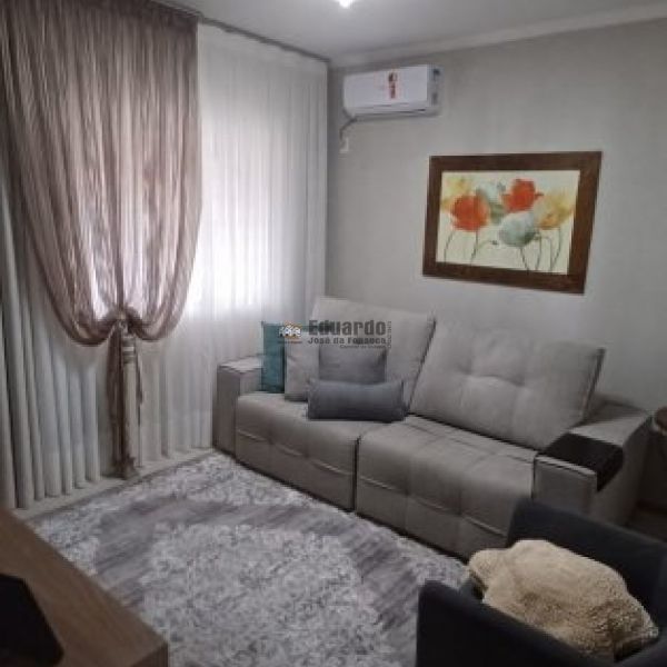 LINDA CASA EM REA NOBRE DE TIJUCAS