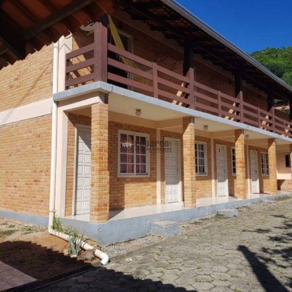 POUSADA A 500 MTS DA PRAIA PORTO BELO