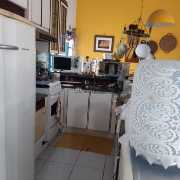 CASA DE PRAIA EM LOCAL ESTRATGICO.