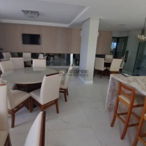 APARTAMENTO COM 03 SUTES EM BAL.PEREQU