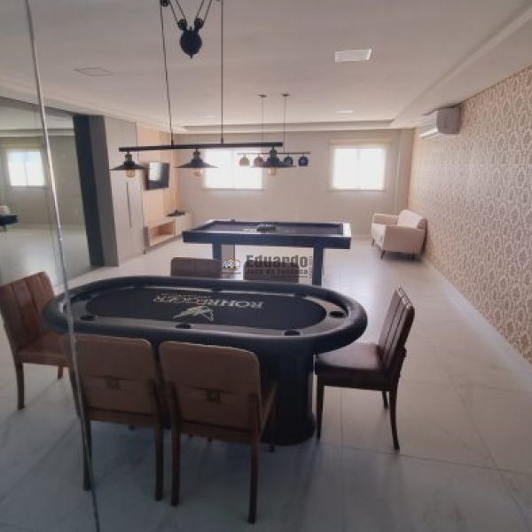 APARTAMENTO COM 03 SUTES EM BAL.PEREQU