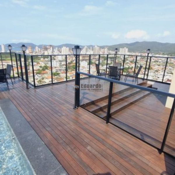 APARTAMENTO COM 03 SUTES EM BAL.PEREQU