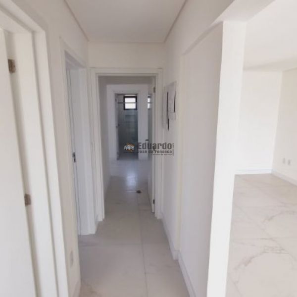 APARTAMENTO COM 03 SUTES EM BAL.PEREQU