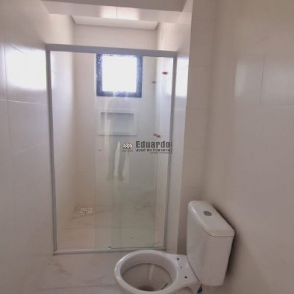 APARTAMENTO COM 03 SUTES EM BAL.PEREQU