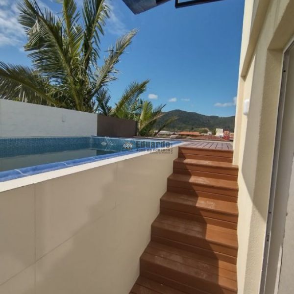 SOBRADO TRIPLEX 03 DORM. BAL.PEREQU.