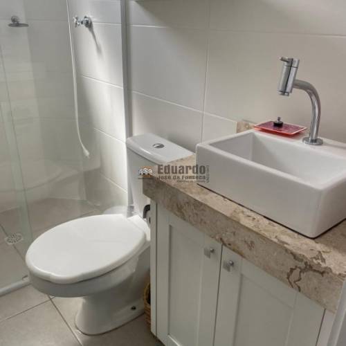 APARTAMENTO 02 QUARTOS SEMI MOBILIADO