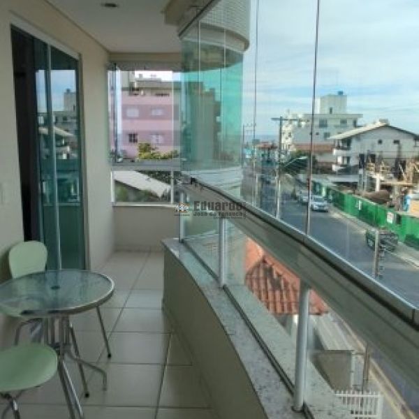 APARTAMENTO PRAIA DE BOMBAS BOMBINHAS