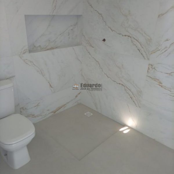 SOBRADO GEMINADO 02 SU�TES EM PORTO BELO