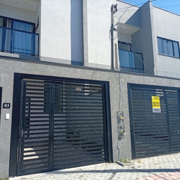 SOBRADO GEMINADO 02 SU�TES EM PORTO BELO