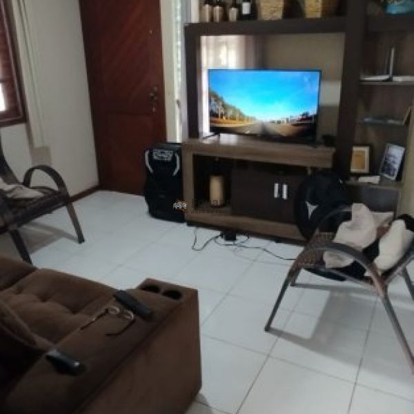 CASA NO UNIVERSITRIO EM TIJUCAS