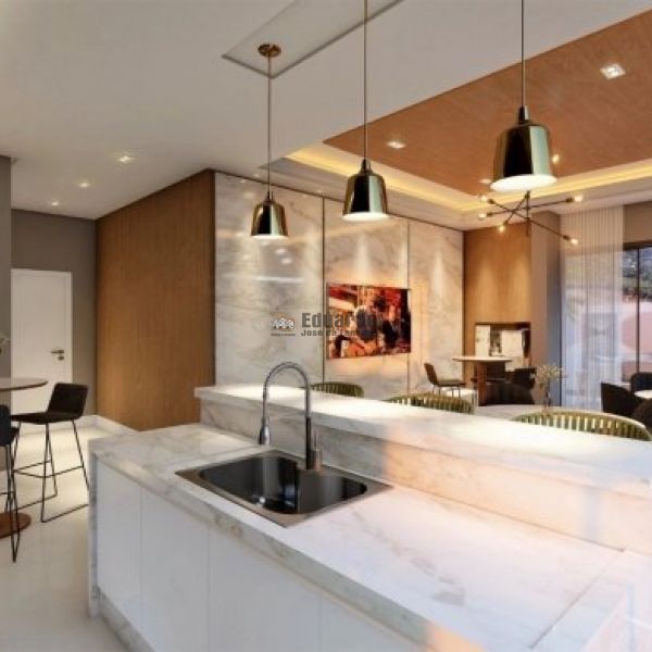 PR LANAMENTO DE 02 SUTES A 700METROS DO MAR