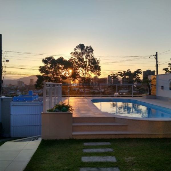 CASA COM VISTA  MAR BALNERIO DE PEREQU