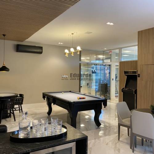 APARTAMENTOS 03 OU 04 SUTES EM MEIA PRAIA