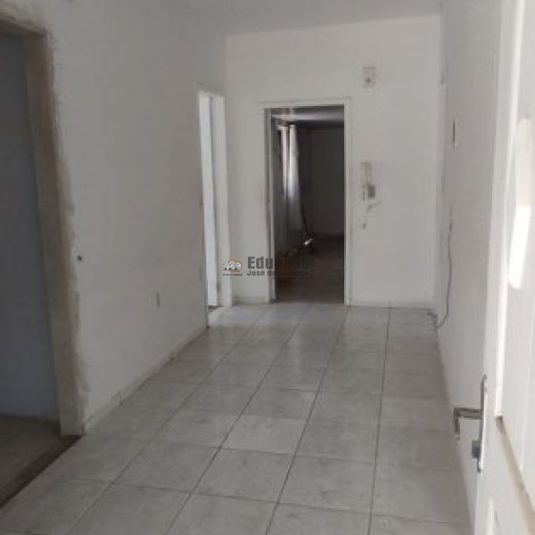 CASA DE 03 DORM. SERTO DE SANTA LUZIA.