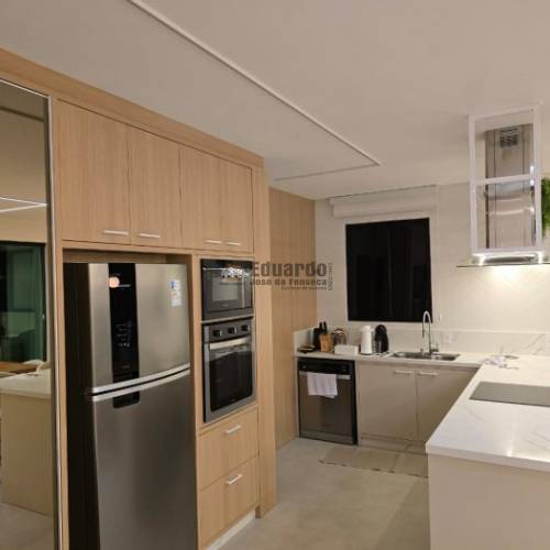 APARTAMENTO MOBILIADO 03 SUTES 