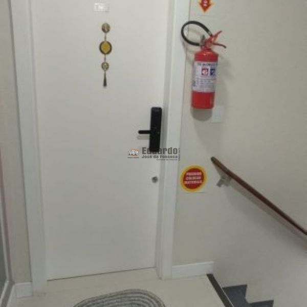 APARTAMENTO NO VILA NOVA 02 DOR. 