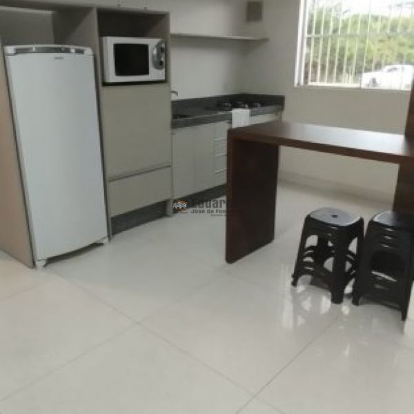 APARTAMENTO NO VILA NOVA 02 DOR. 