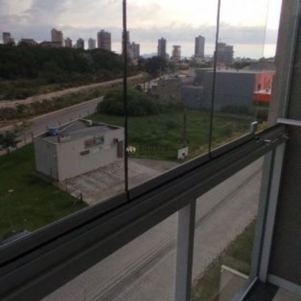 APARTAMENTO NO VILA NOVA 02 DOR. 