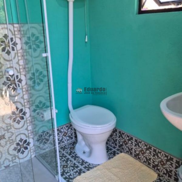 CASA RUSTICA EM STIO.