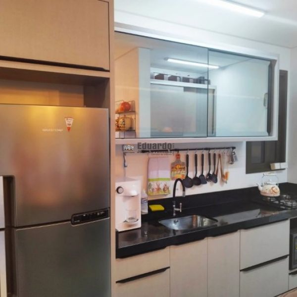 APARTAMENTO NA PRAIA DE BOMBAS 