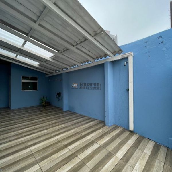 CASA NO BAIRRO VILA NOVA 