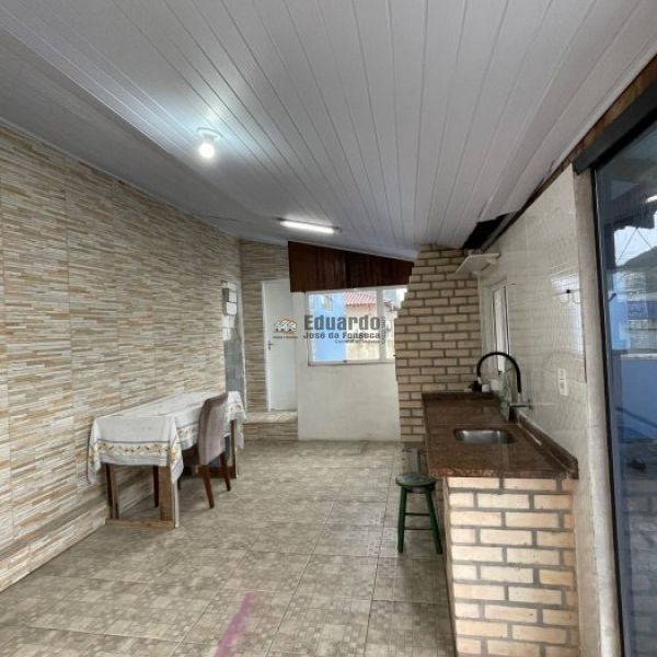 CASA NO BAIRRO VILA NOVA 