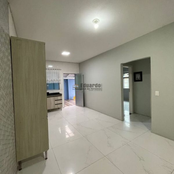 CASA NO BAIRRO VILA NOVA 