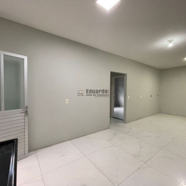 CASA NO BAIRRO VILA NOVA 