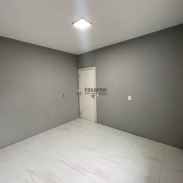 CASA NO BAIRRO VILA NOVA 