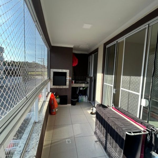 APARTAMENTO 03 DORMITRIOS EM BOMBINHAS