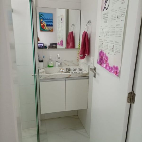 APARTAMENTOS 03 SUTES NA MEIA PRAIA