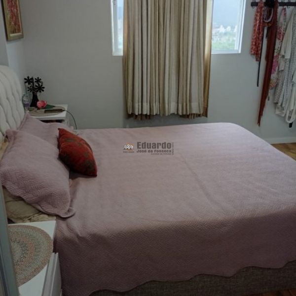 APARTAMENTOS 03 SUTES NA MEIA PRAIA