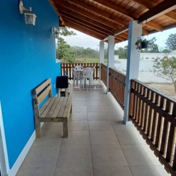 CASA EM STIO COM REA DE 10MIL M.