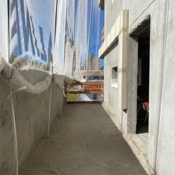 APARTAMENTO DIFERENCIADO EM PORTO BELO