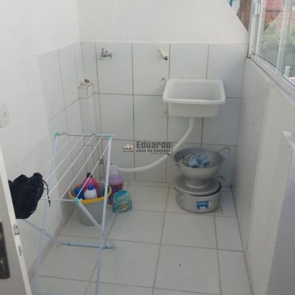 SOBRADO GEMINADO 02 DORMITRIOS EM BAL.PEREQU.