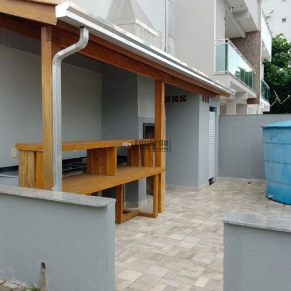 SOBRADO GEMINADO 02 DORMITRIOS EM BAL.PEREQU.