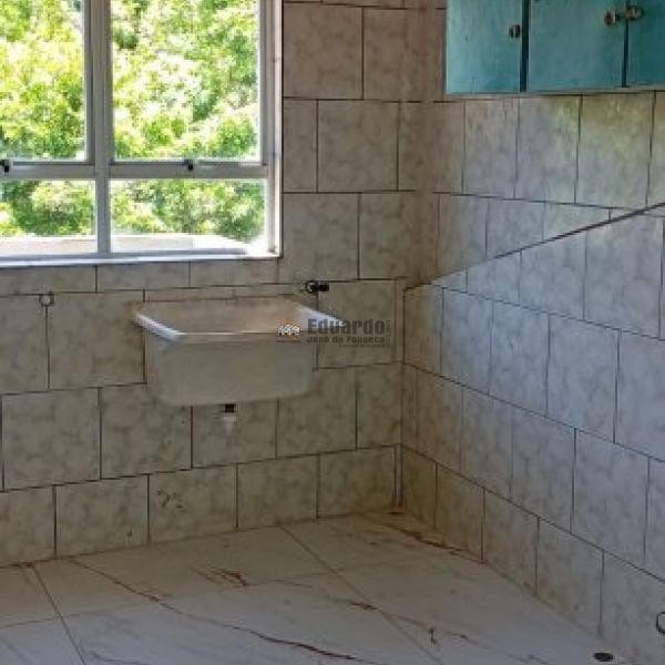 CASA AMPLA NO BAIRRO VILA NOVA 